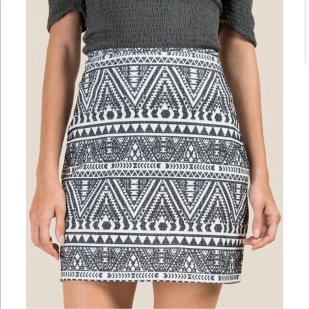 Francesca’s Black and White Patterned Women's Mini Skirt